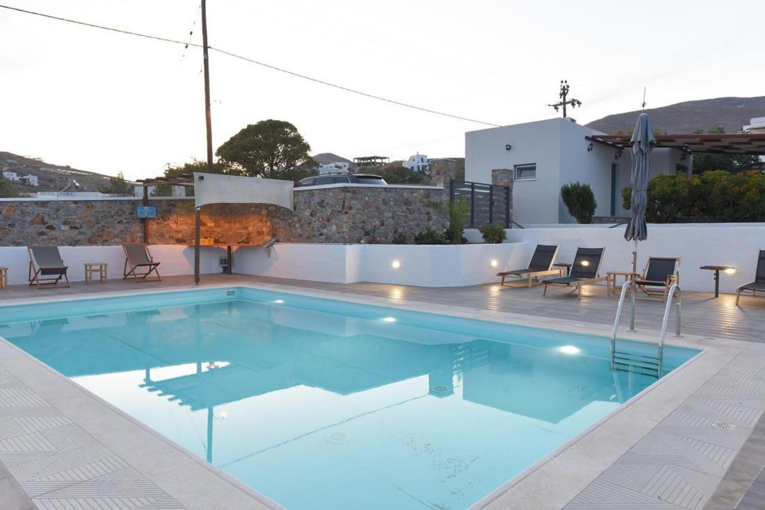 Flora'S Beach And Pool Villa In Syros Liaropa Luaran gambar