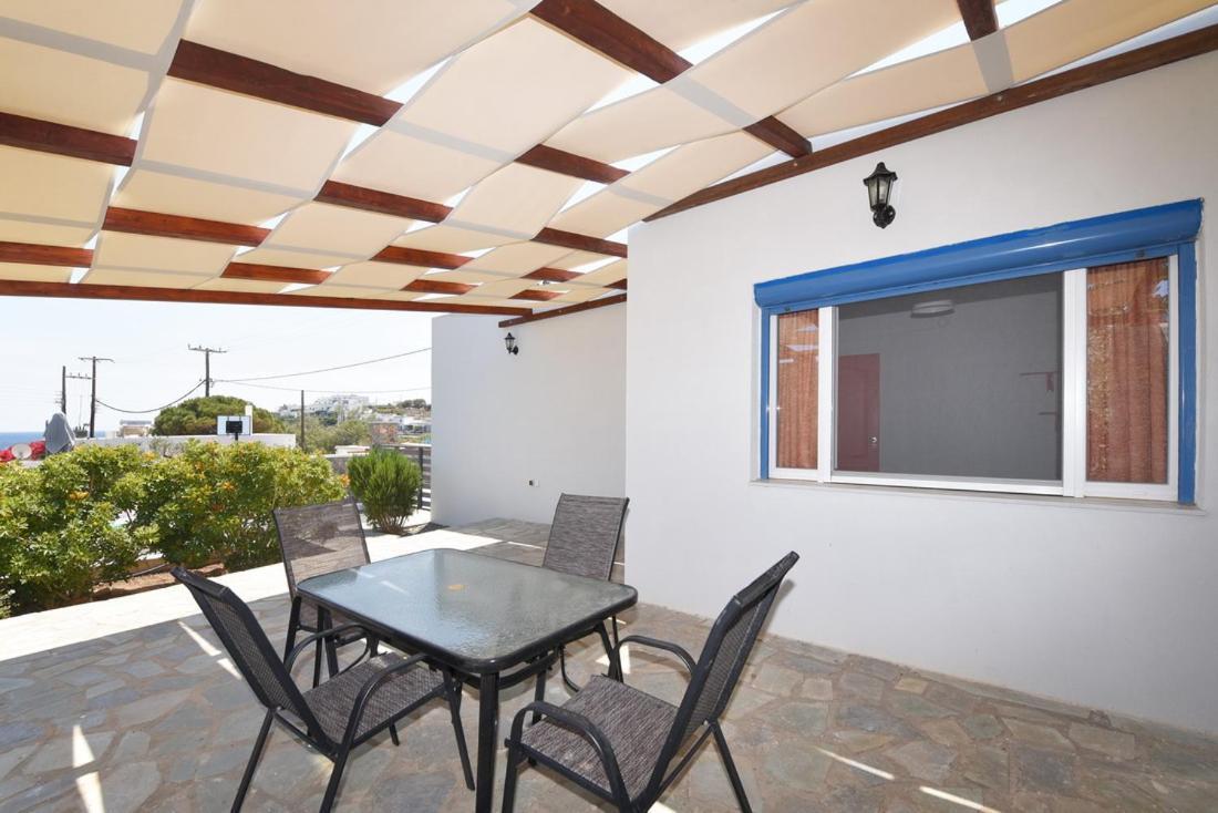 Flora'S Beach And Pool Villa In Syros Liaropa Luaran gambar