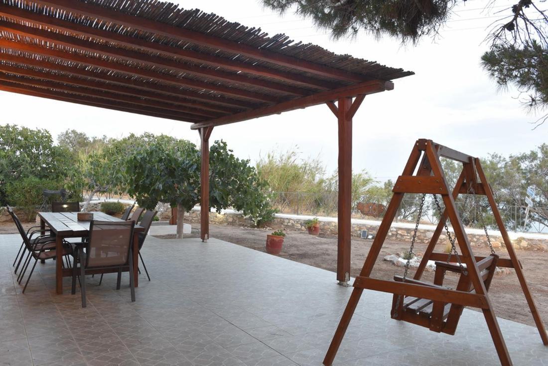 Flora'S Beach And Pool Villa In Syros Liaropa Luaran gambar