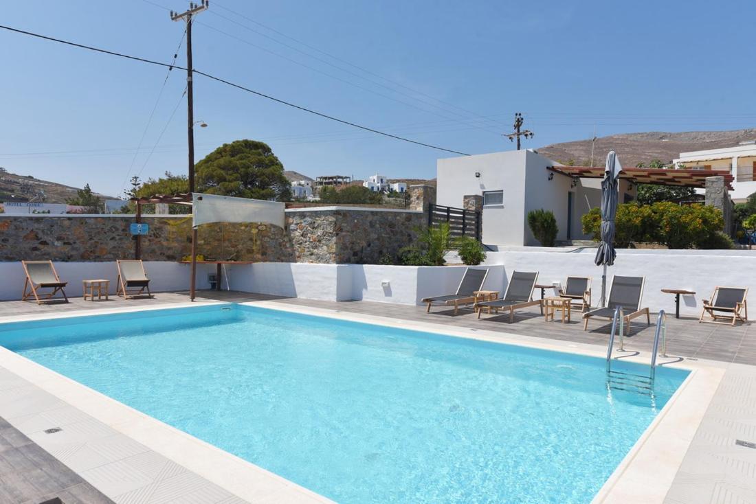 Flora'S Beach And Pool Villa In Syros Liaropa Luaran gambar